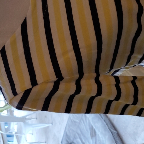 Talbots Stripe Cotton Tee SZ MD - Picture 2 of 7